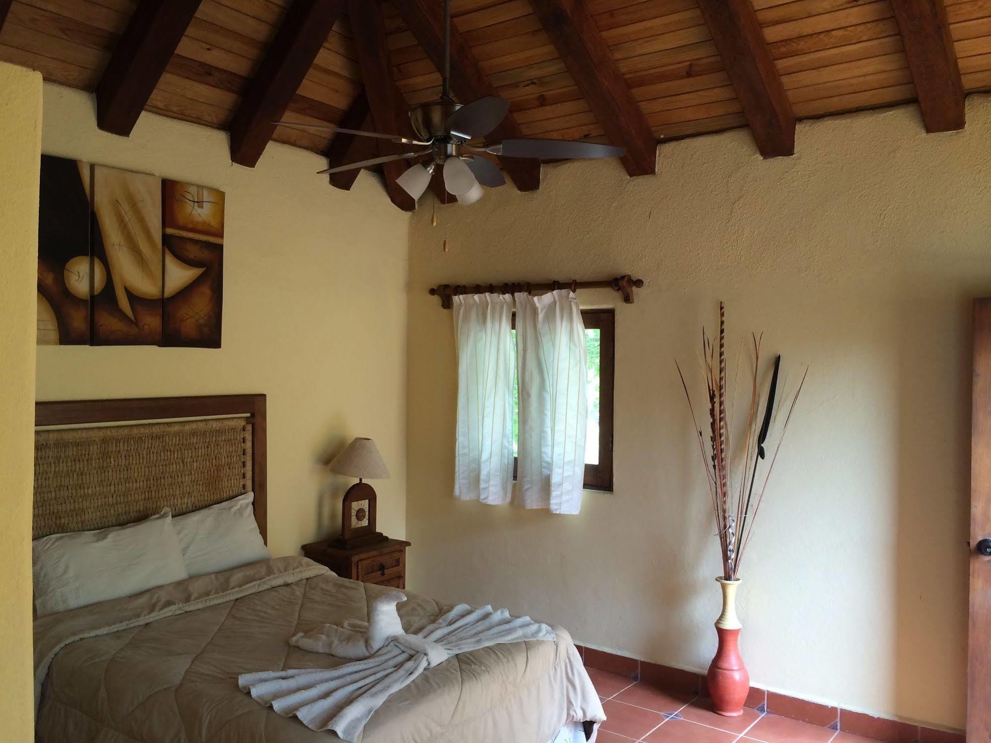 Tronco Bay Inn Resort Troncones Bagian luar foto